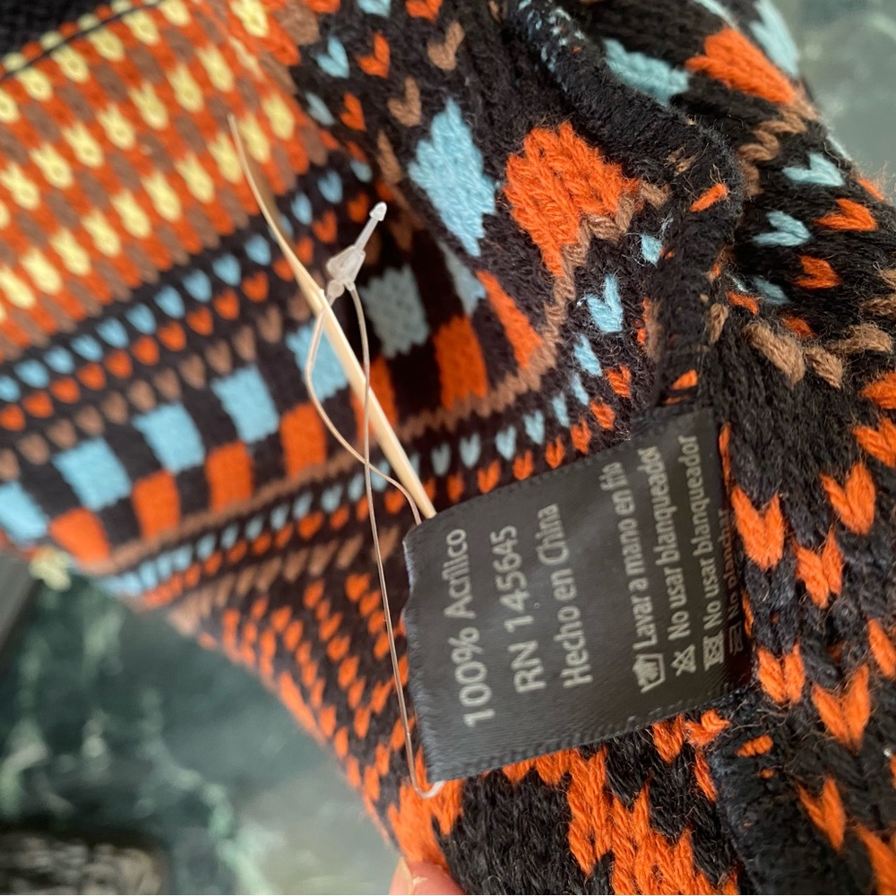 L.I.B. Aztec Print Cardigan - Picture 5 of 7